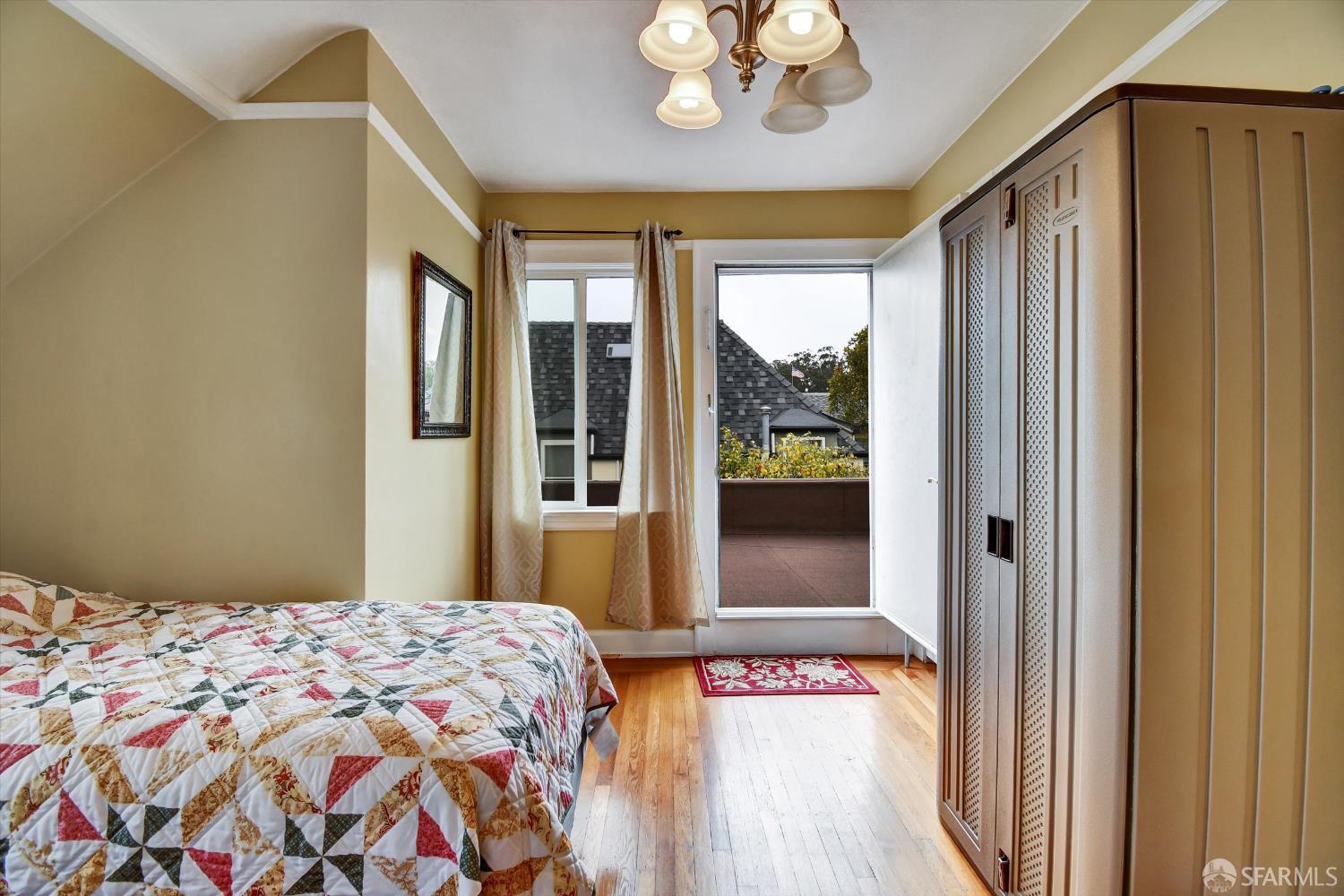 Detail Gallery Image 27 of 32 For 100 Sloat Blvd, San Francisco,  CA 94132 - 3 Beds | 3 Baths
