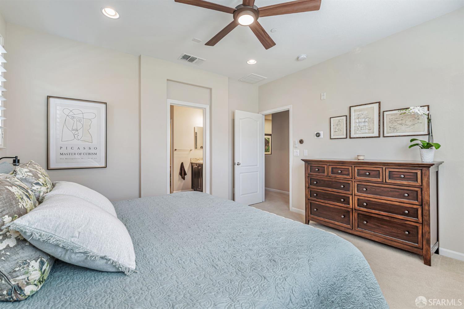 Detail Gallery Image 24 of 41 For 338 El Paseo Cir, Walnut Creek,  CA 94597 - 4 Beds | 2/2 Baths