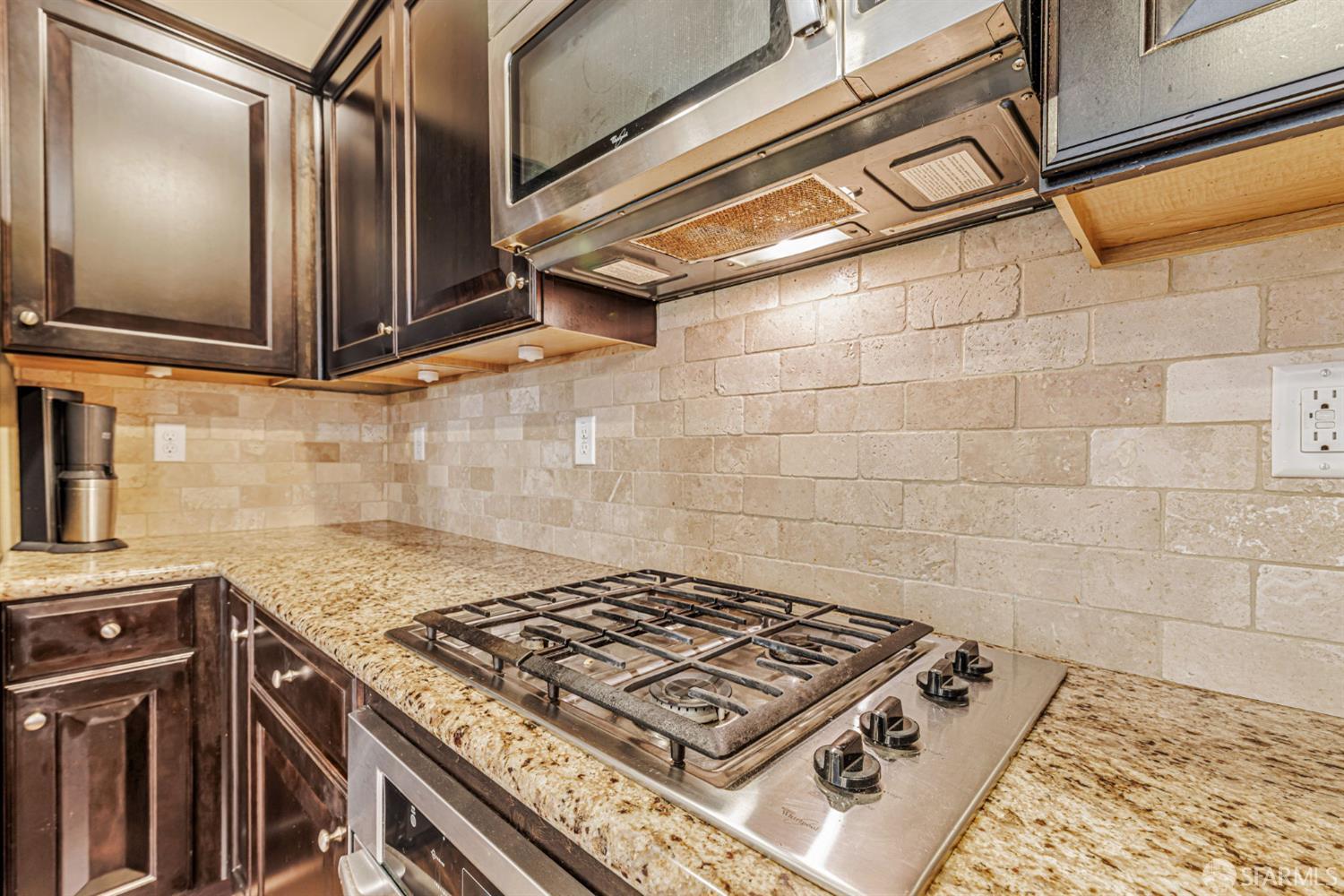 Detail Gallery Image 9 of 41 For 338 El Paseo Cir, Walnut Creek,  CA 94597 - 4 Beds | 2/2 Baths