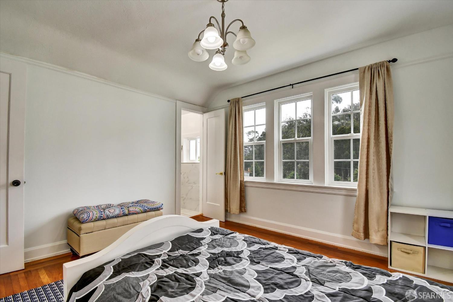 Detail Gallery Image 24 of 32 For 100 Sloat Blvd, San Francisco,  CA 94132 - 3 Beds | 3 Baths