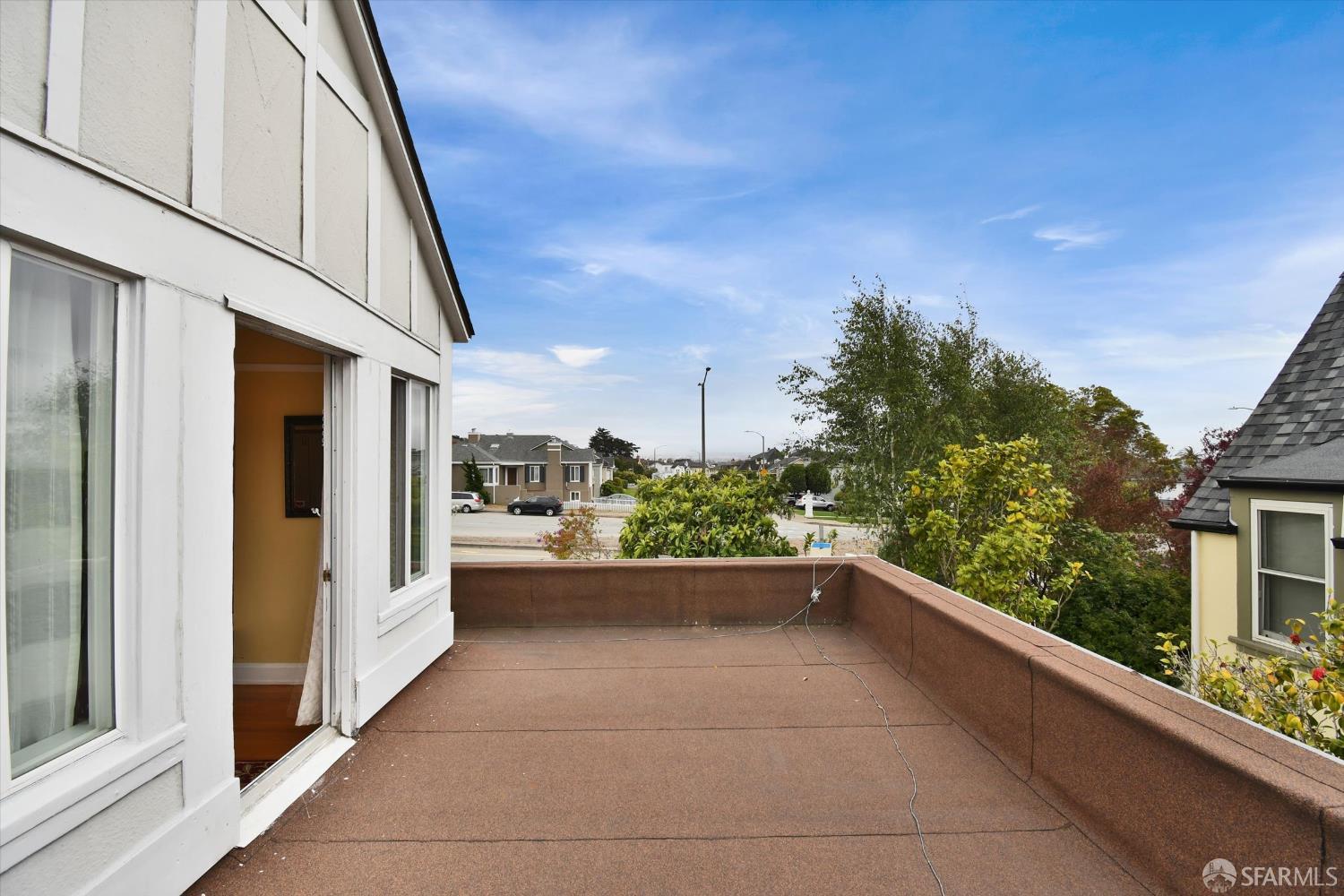 Detail Gallery Image 28 of 32 For 100 Sloat Blvd, San Francisco,  CA 94132 - 3 Beds | 3 Baths