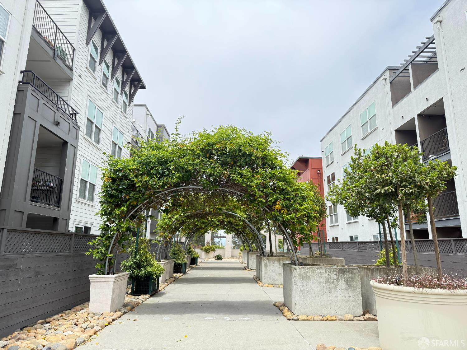 Detail Gallery Image 22 of 37 For 8100 Oceanview Ter #117,  San Francisco,  CA 94132 - 2 Beds | 2 Baths