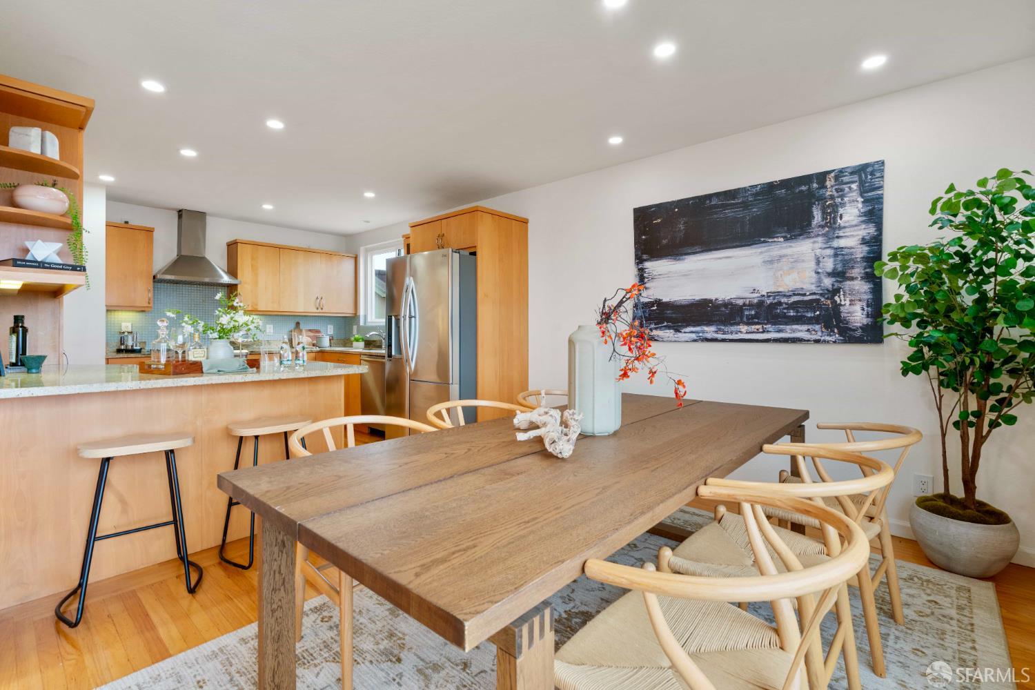 Detail Gallery Image 13 of 53 For 372 Baltimore Way, San Francisco,  CA 94112 - 3 Beds | 2 Baths