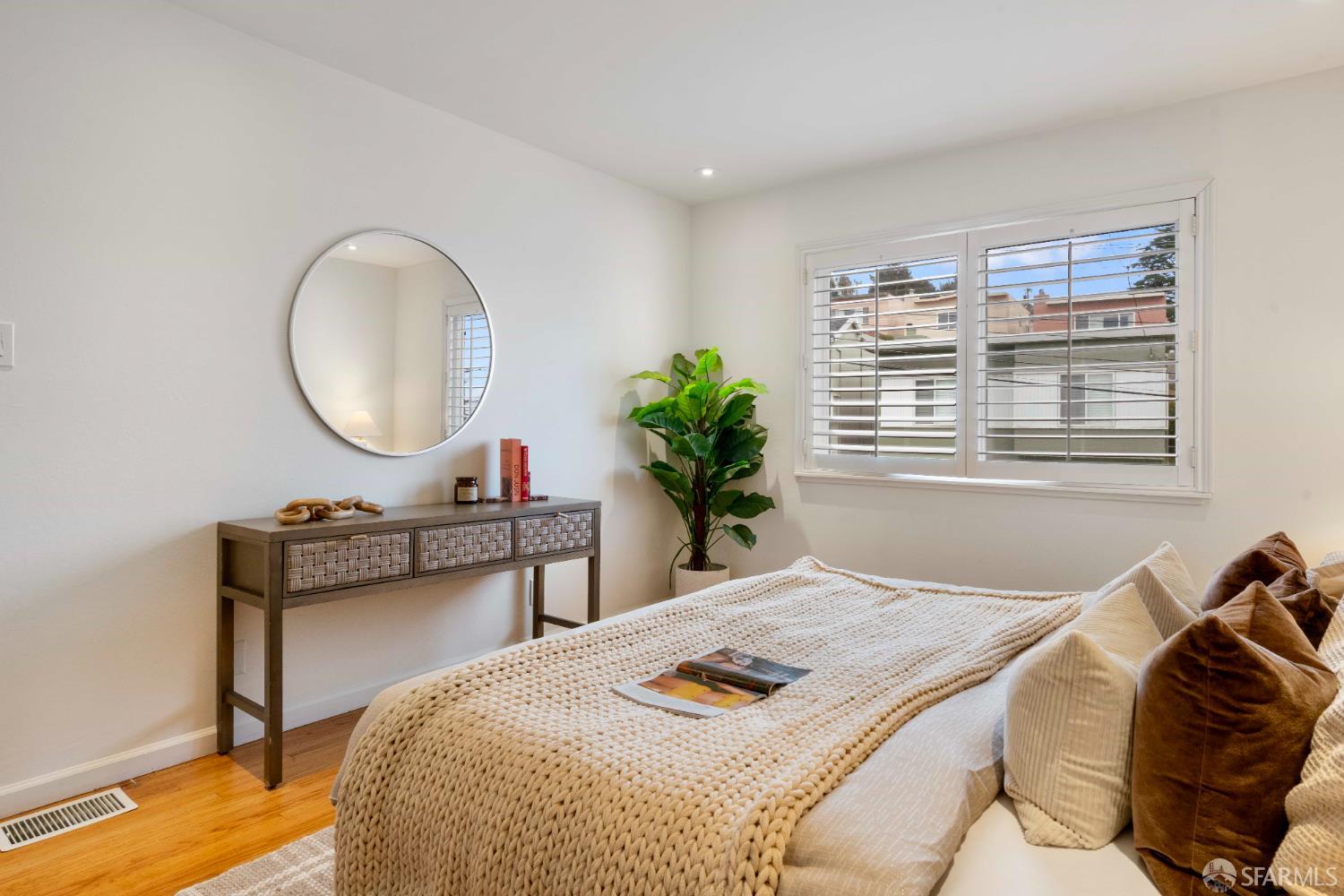 Detail Gallery Image 30 of 53 For 372 Baltimore Way, San Francisco,  CA 94112 - 3 Beds | 2 Baths
