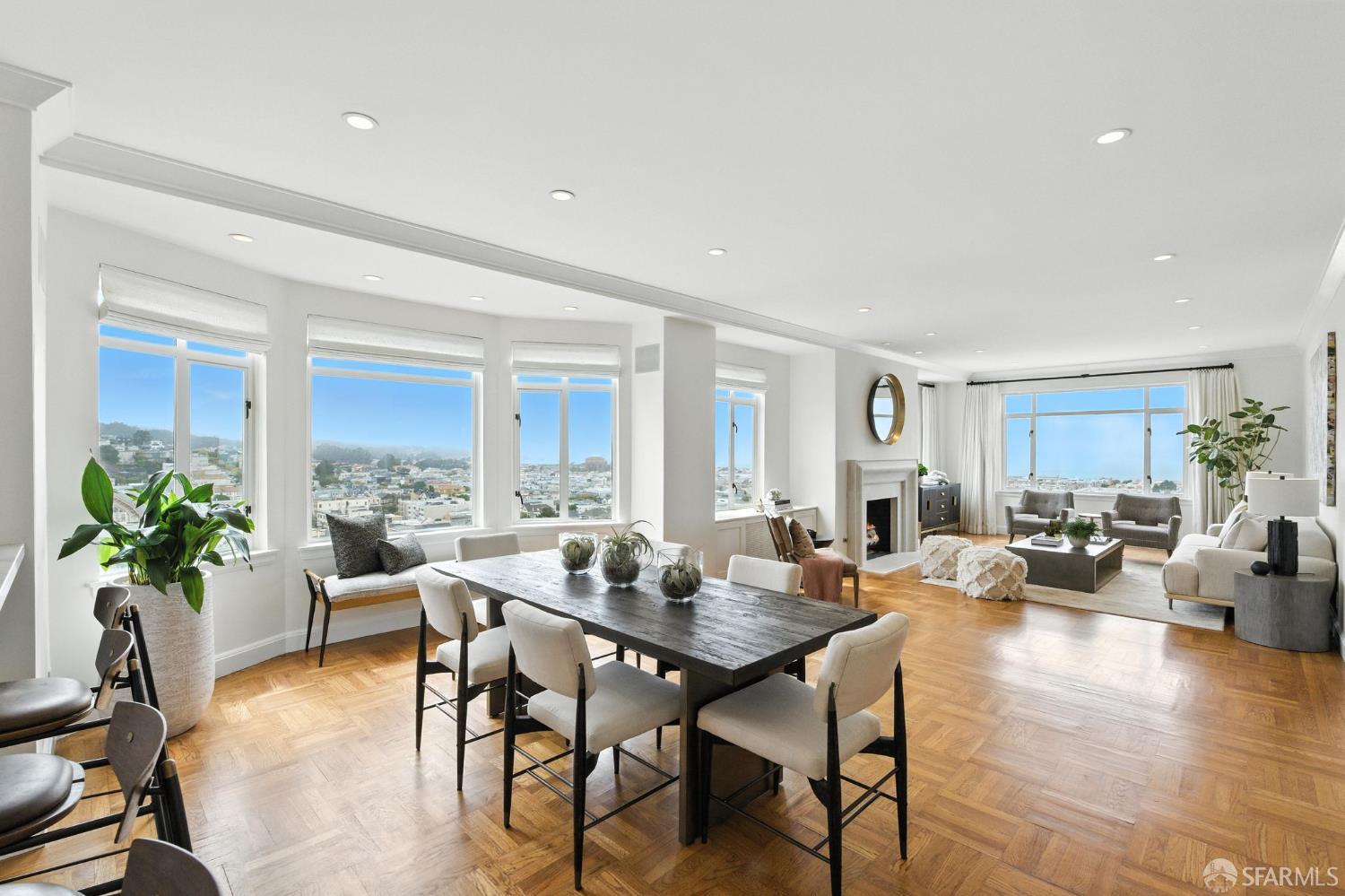 Photo #8: 425055131 Listing: Photo #8