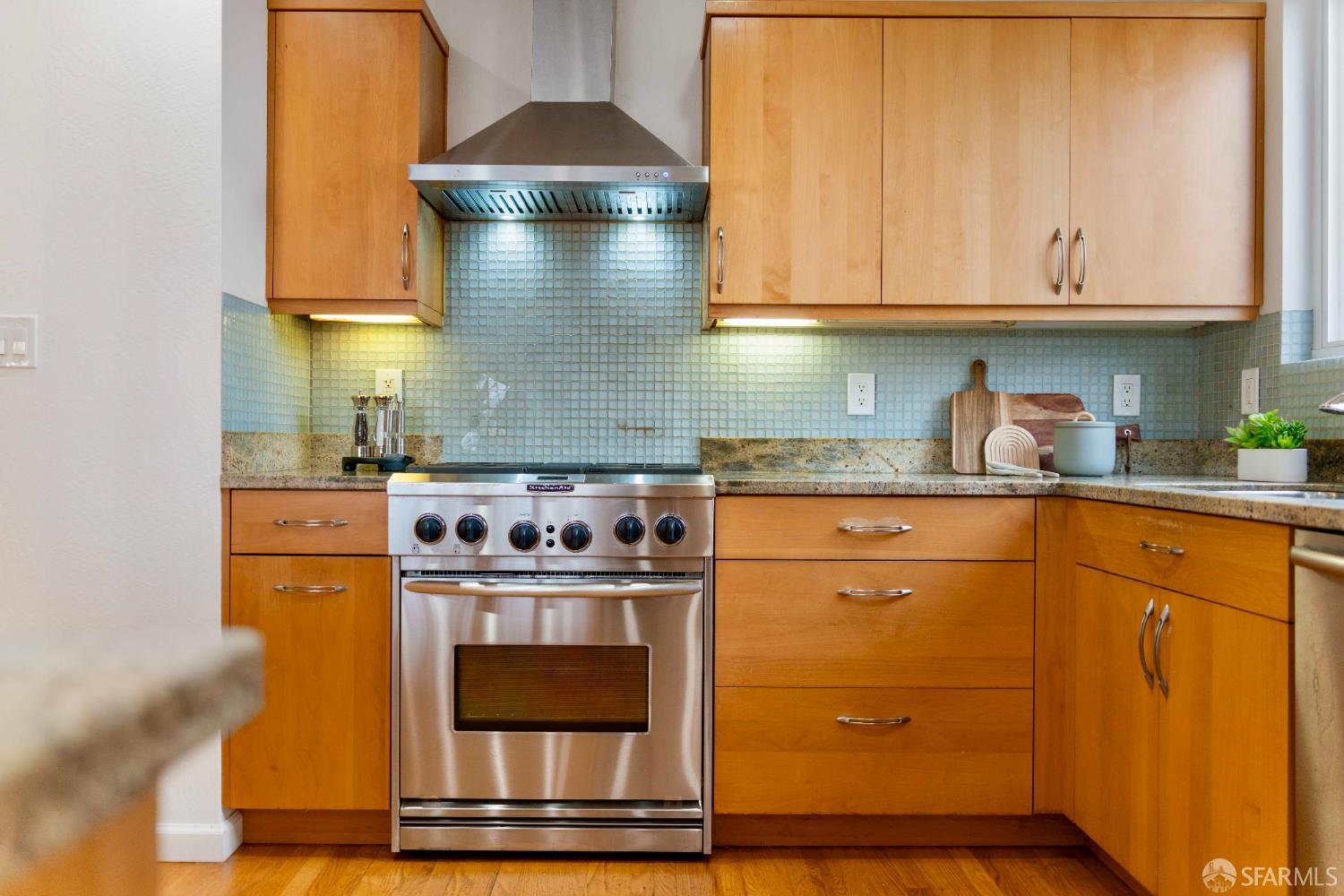 Detail Gallery Image 20 of 53 For 372 Baltimore Way, San Francisco,  CA 94112 - 3 Beds | 2 Baths