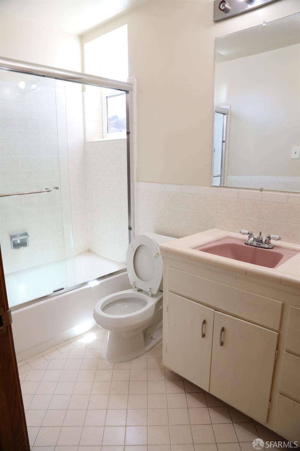 Detail Gallery Image 13 of 14 For 2840 San Bruno Ave, San Francisco,  CA 94134 - 1 Beds | 1 Baths