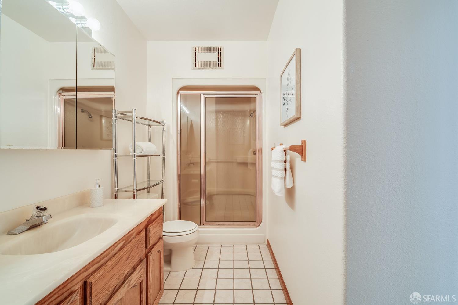 Detail Gallery Image 20 of 25 For 66 Baldwin Ave, Crockett,  CA 94525 - 3 Beds | 3 Baths