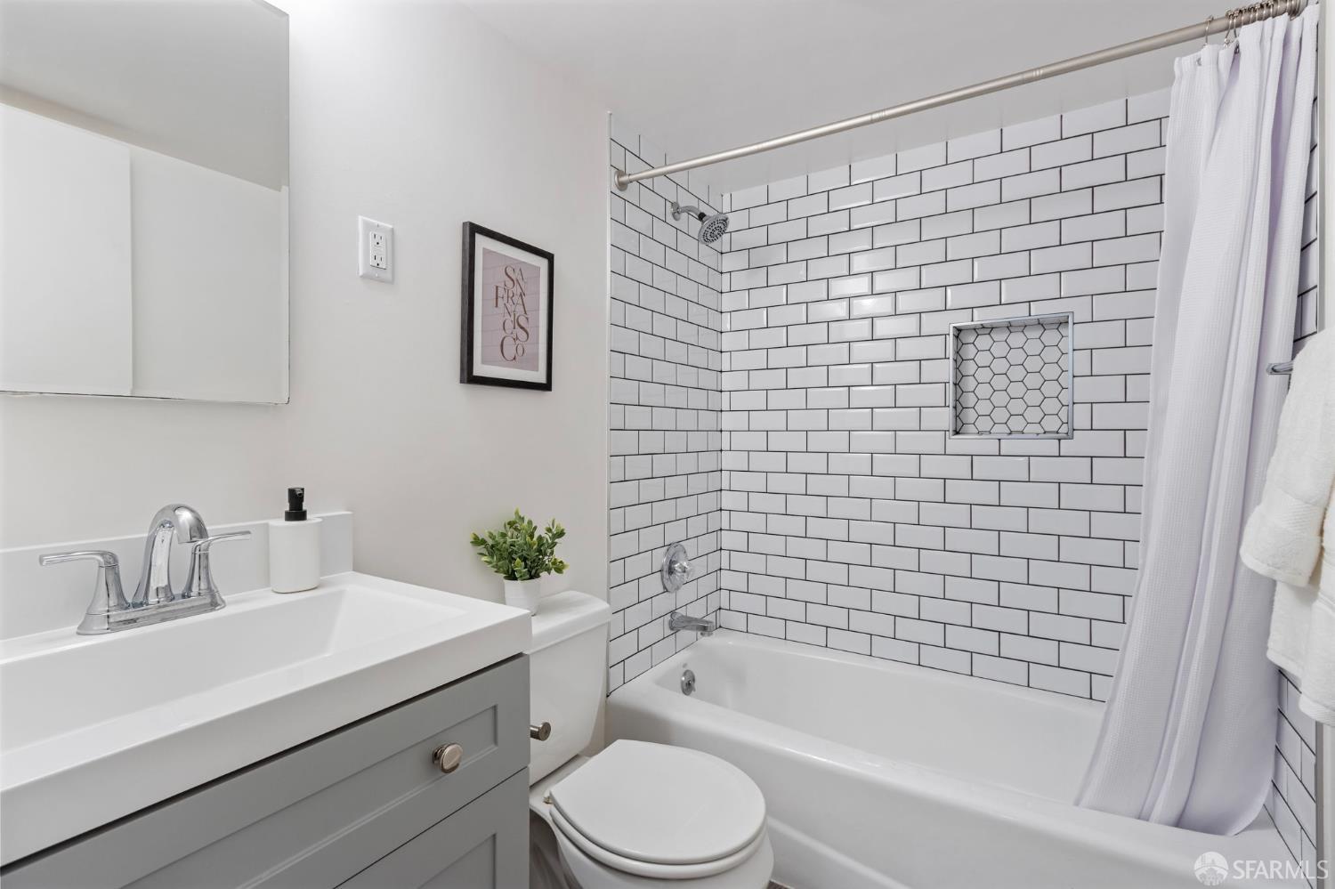 Detail Gallery Image 20 of 28 For 419 Garfield St, San Francisco,  CA 94132 - 4 Beds | 2 Baths