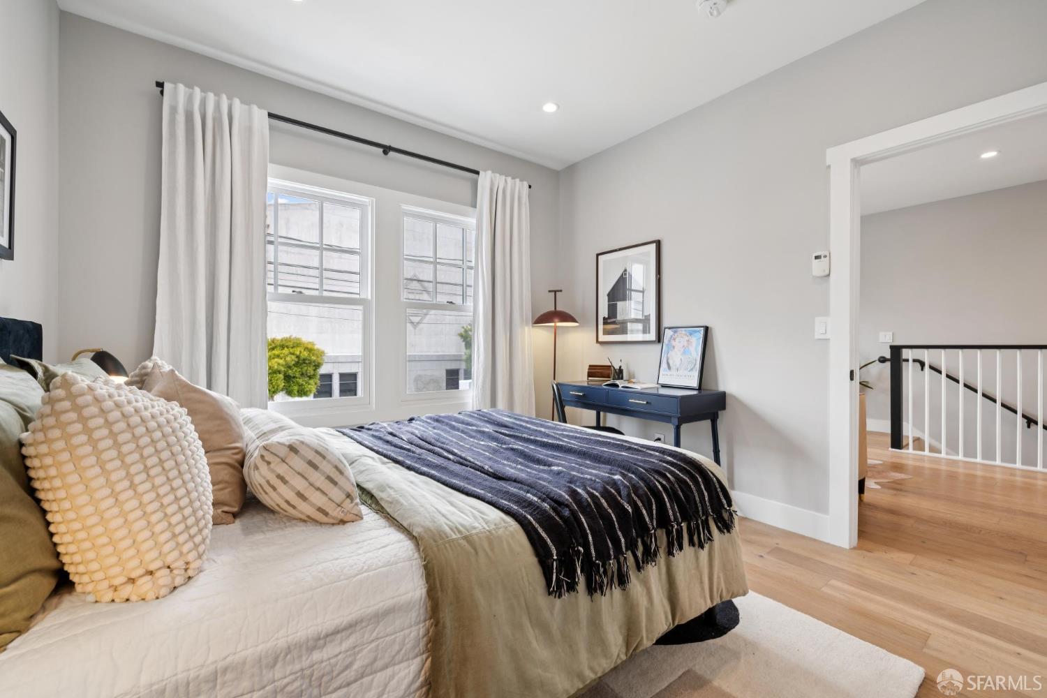 Detail Gallery Image 36 of 76 For 807 Vienna St, San Francisco,  CA 94112 - 3 Beds | 3 Baths