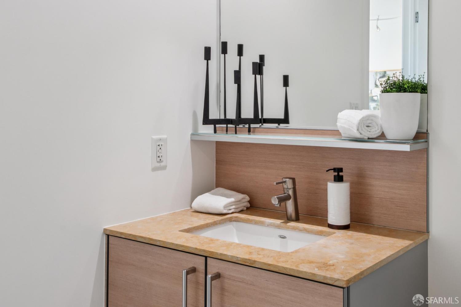Detail Gallery Image 19 of 42 For 1160 Mission St #2212,  San Francisco,  CA 94103 - 1 Beds | 1 Baths