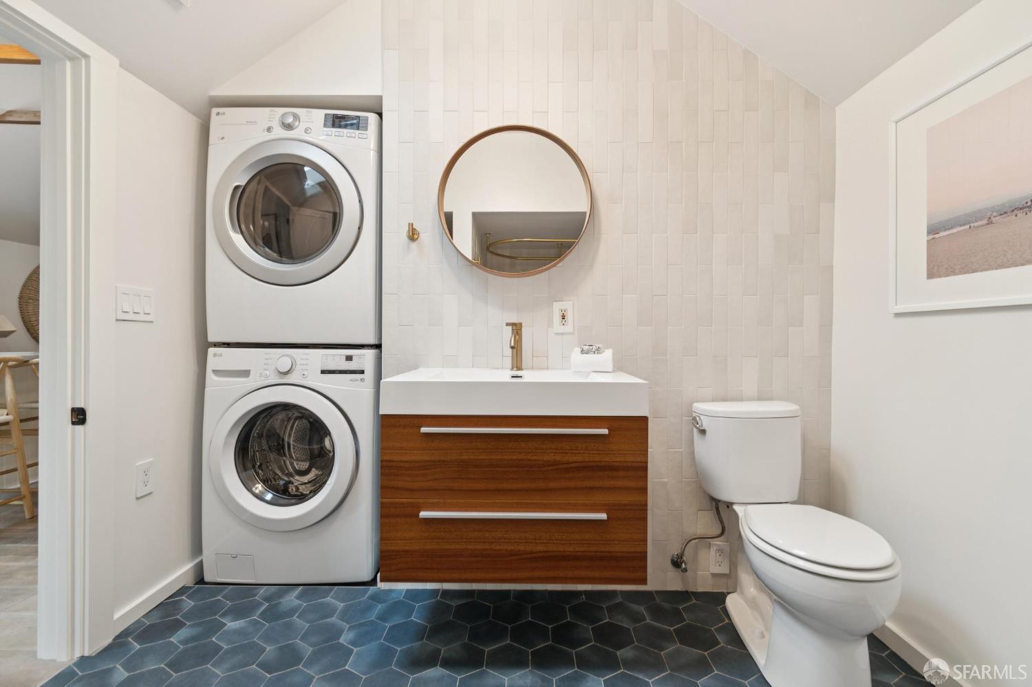 Detail Gallery Image 30 of 40 For 418 Anderson St, San Francisco,  CA 94110 - 2 Beds | 1 Baths