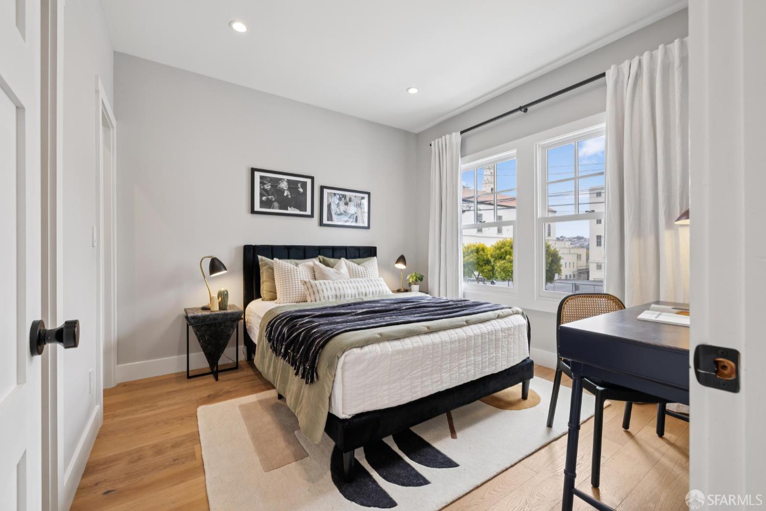 Detail Gallery Image 34 of 76 For 807 Vienna St, San Francisco,  CA 94112 - 3 Beds | 3 Baths