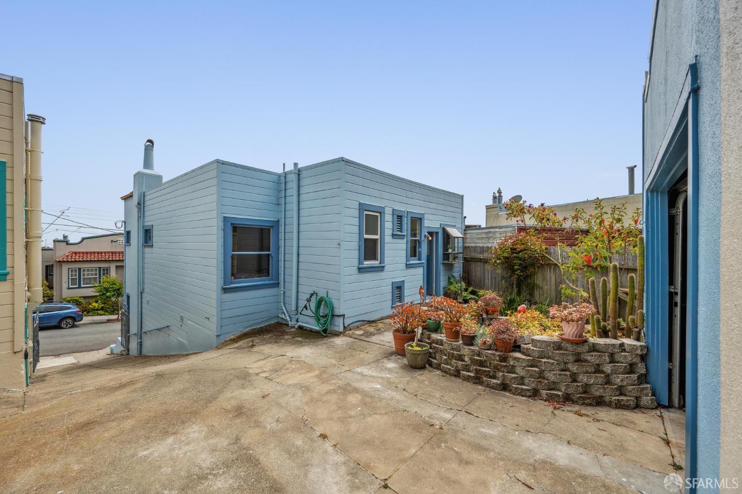 Detail Gallery Image 43 of 53 For 32 Van Buren St, San Francisco,  CA 94131 - 2 Beds | 1 Baths