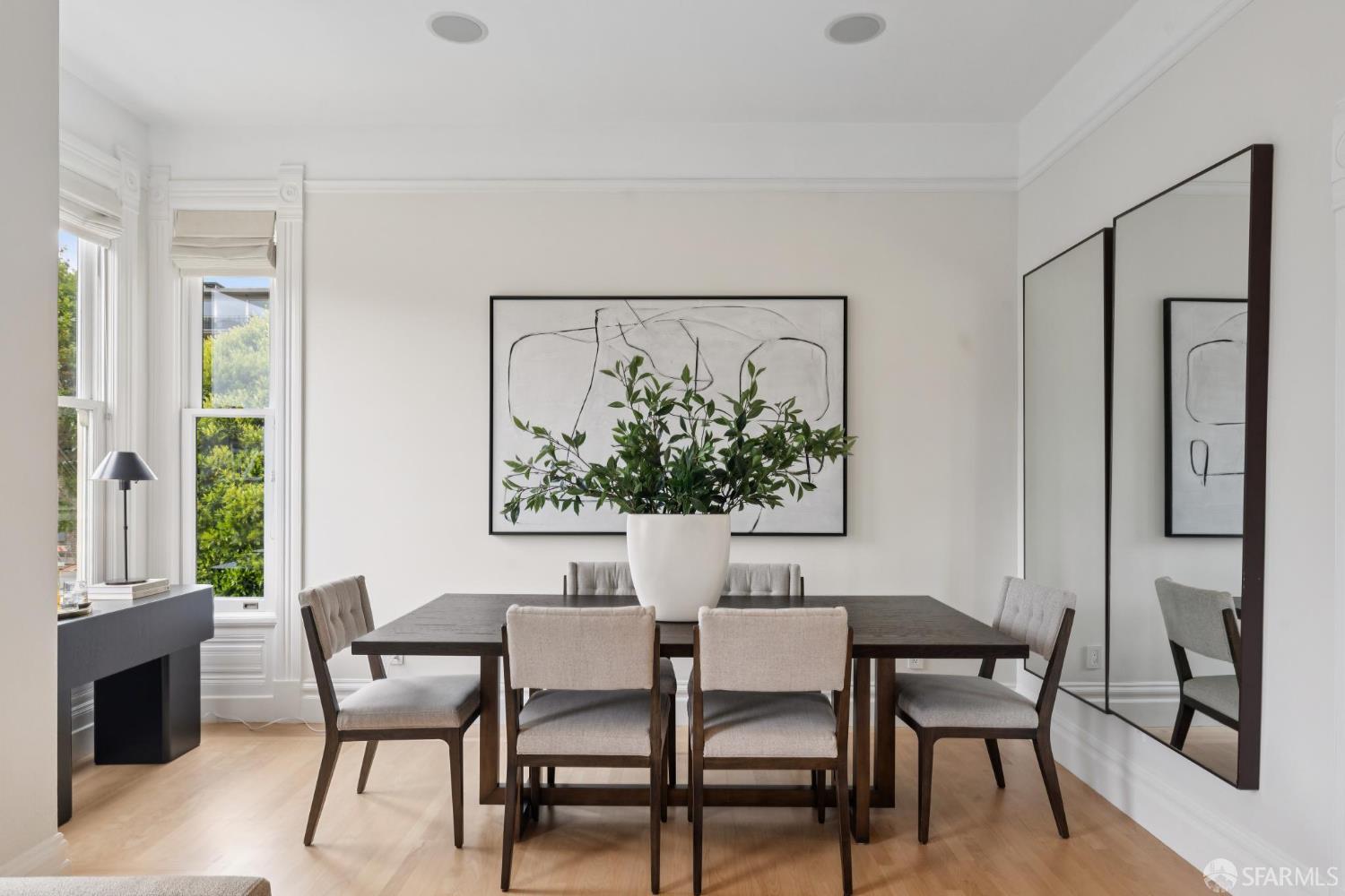 Detail Gallery Image 14 of 56 For 2531 Gough St, San Francisco,  CA 94123 - 3 Beds | 2 Baths