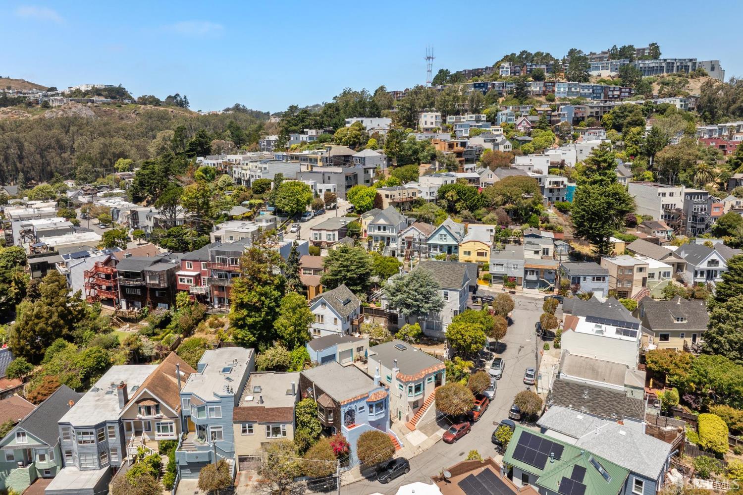 Detail Gallery Image 50 of 53 For 32 Van Buren St, San Francisco,  CA 94131 - 2 Beds | 1 Baths