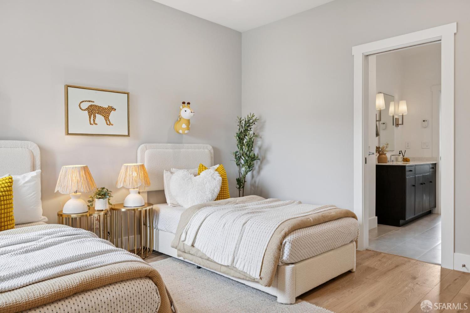 Detail Gallery Image 41 of 76 For 807 Vienna St, San Francisco,  CA 94112 - 3 Beds | 3 Baths