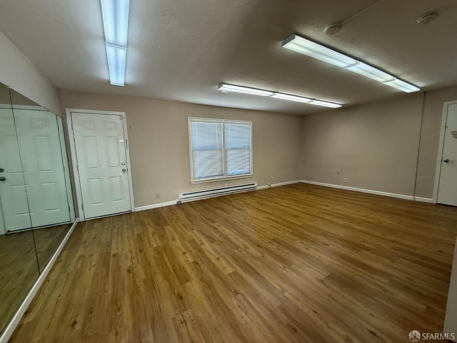Detail Gallery Image 4 of 9 For 119 Park Blvd, Millbrae,  CA 94030 - – Beds | – Baths