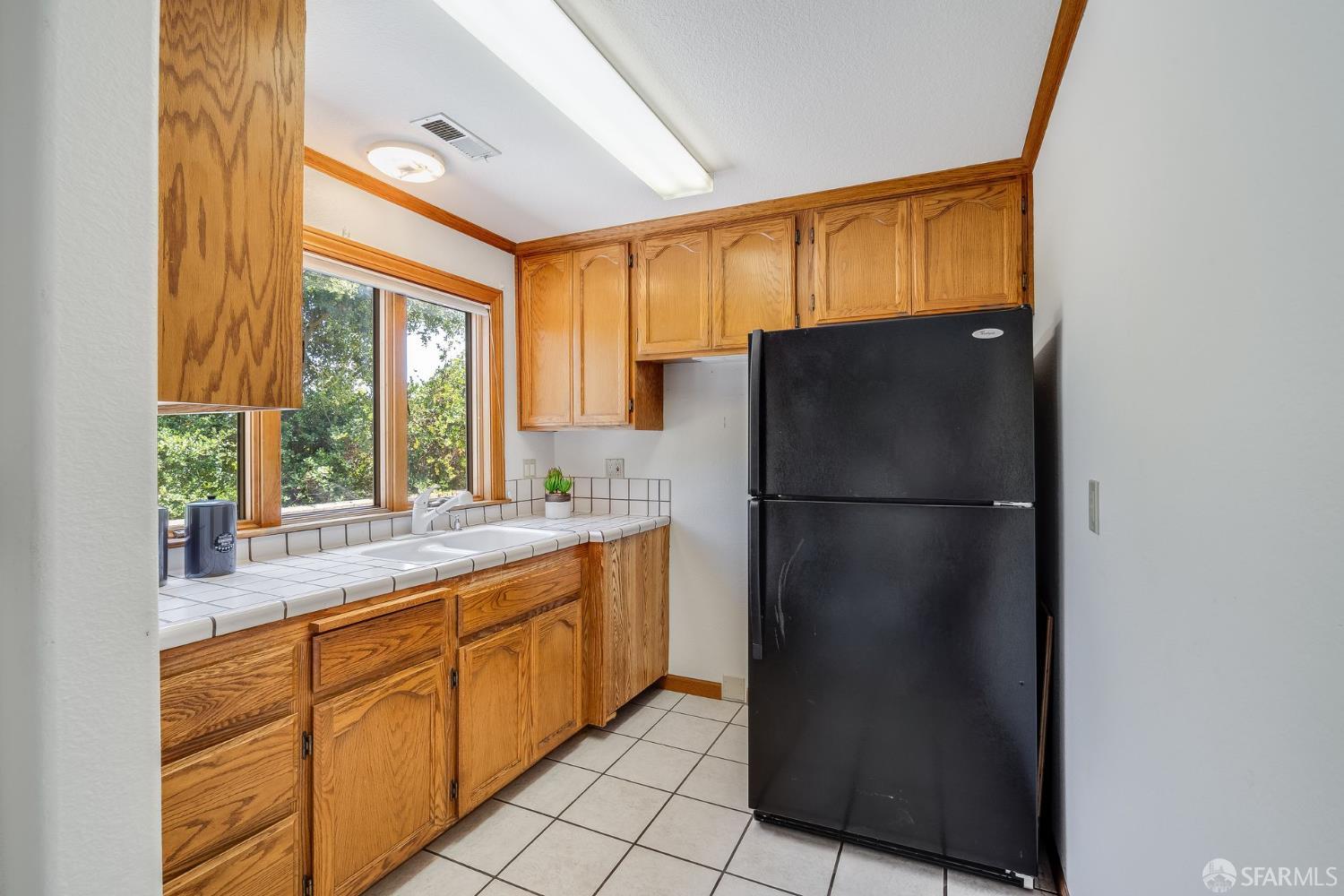 Detail Gallery Image 18 of 25 For 66 Baldwin Ave, Crockett,  CA 94525 - 3 Beds | 3 Baths