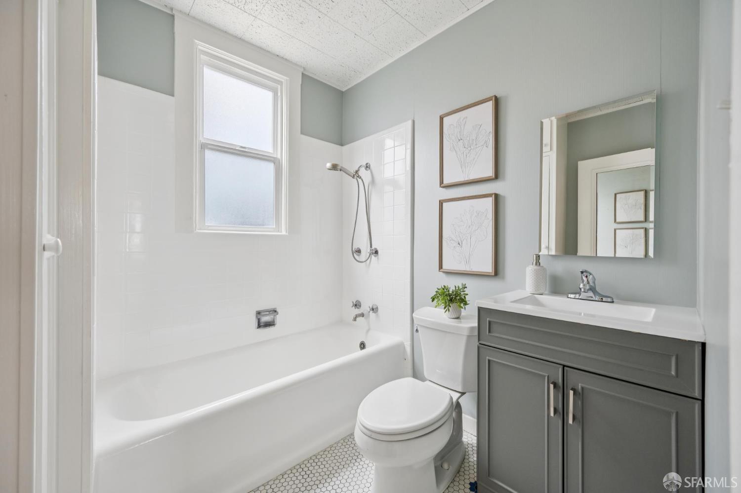 Detail Gallery Image 30 of 53 For 32 Van Buren St, San Francisco,  CA 94131 - 2 Beds | 1 Baths
