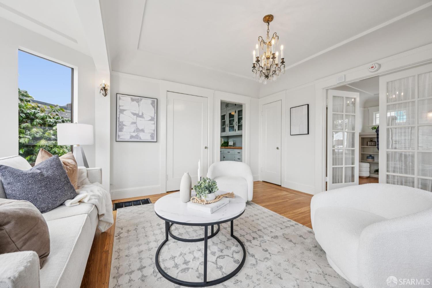 Detail Gallery Image 8 of 53 For 32 Van Buren St, San Francisco,  CA 94131 - 2 Beds | 1 Baths