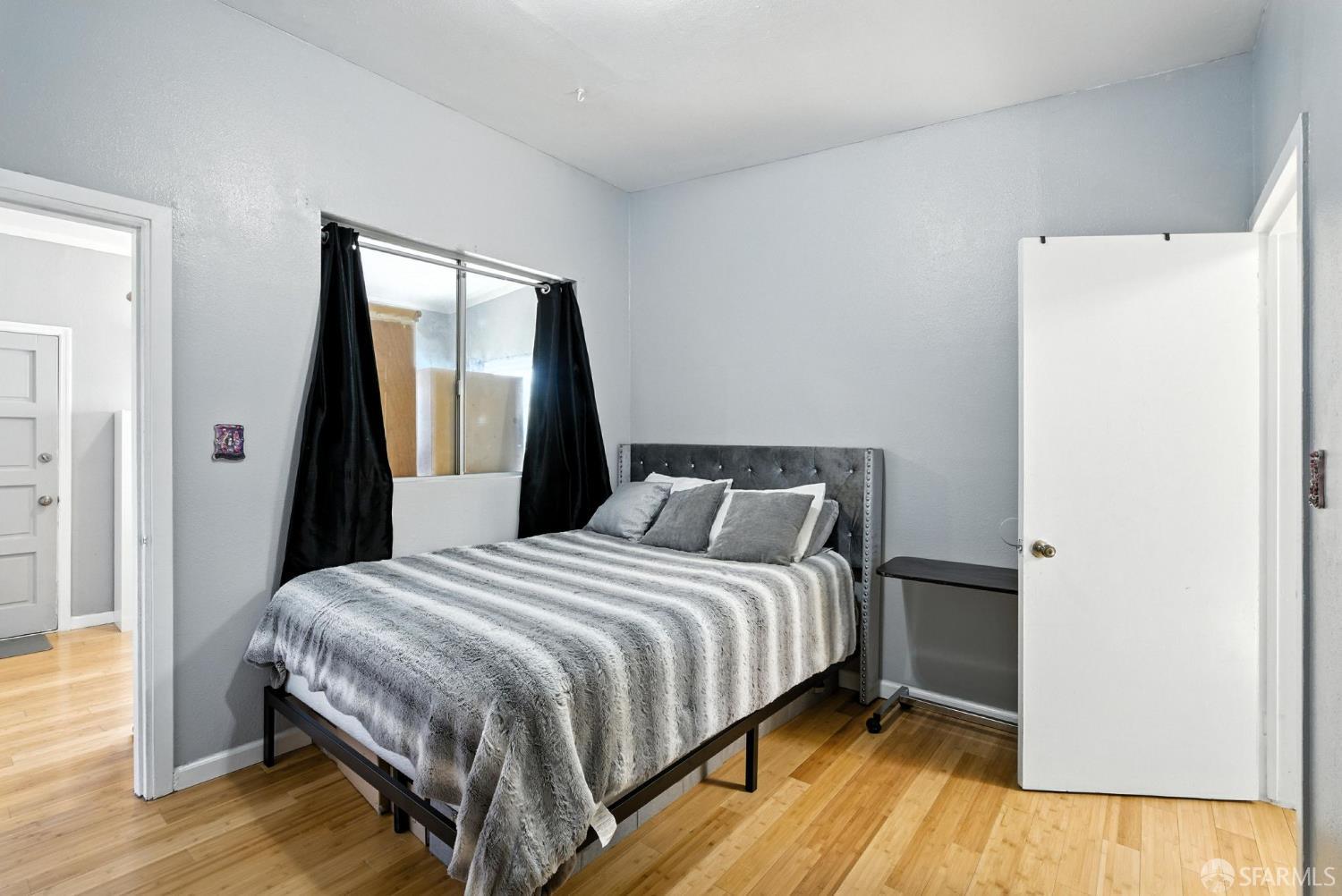 Detail Gallery Image 23 of 39 For 715 Naples St, San Francisco,  CA 94112 - 3 Beds | 1 Baths