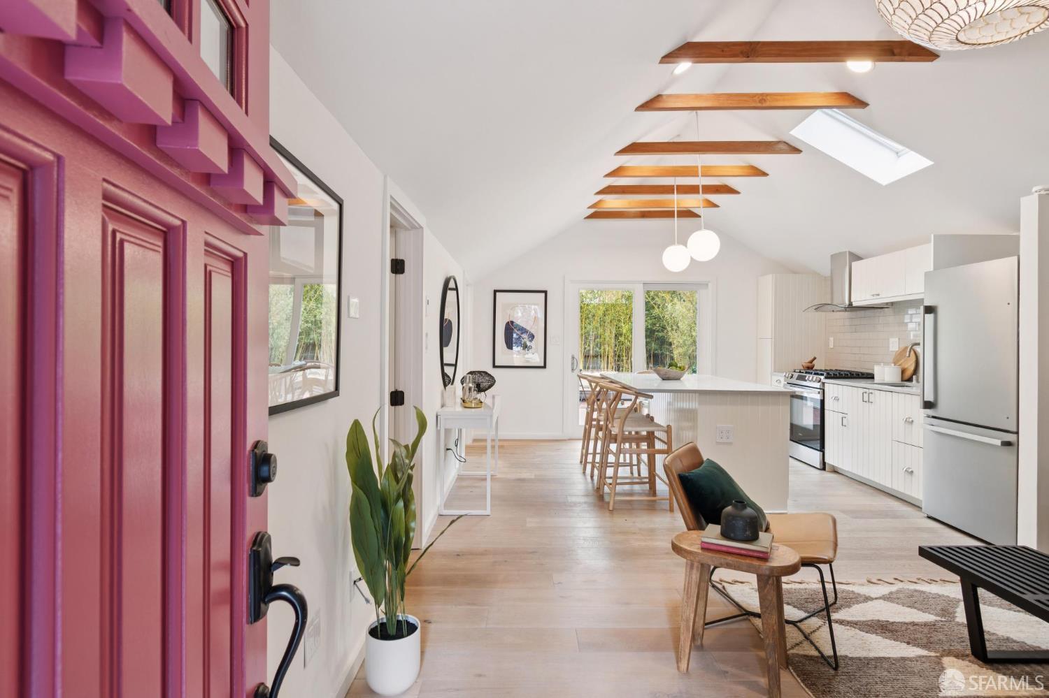 Detail Gallery Image 9 of 40 For 418 Anderson St, San Francisco,  CA 94110 - 2 Beds | 1 Baths