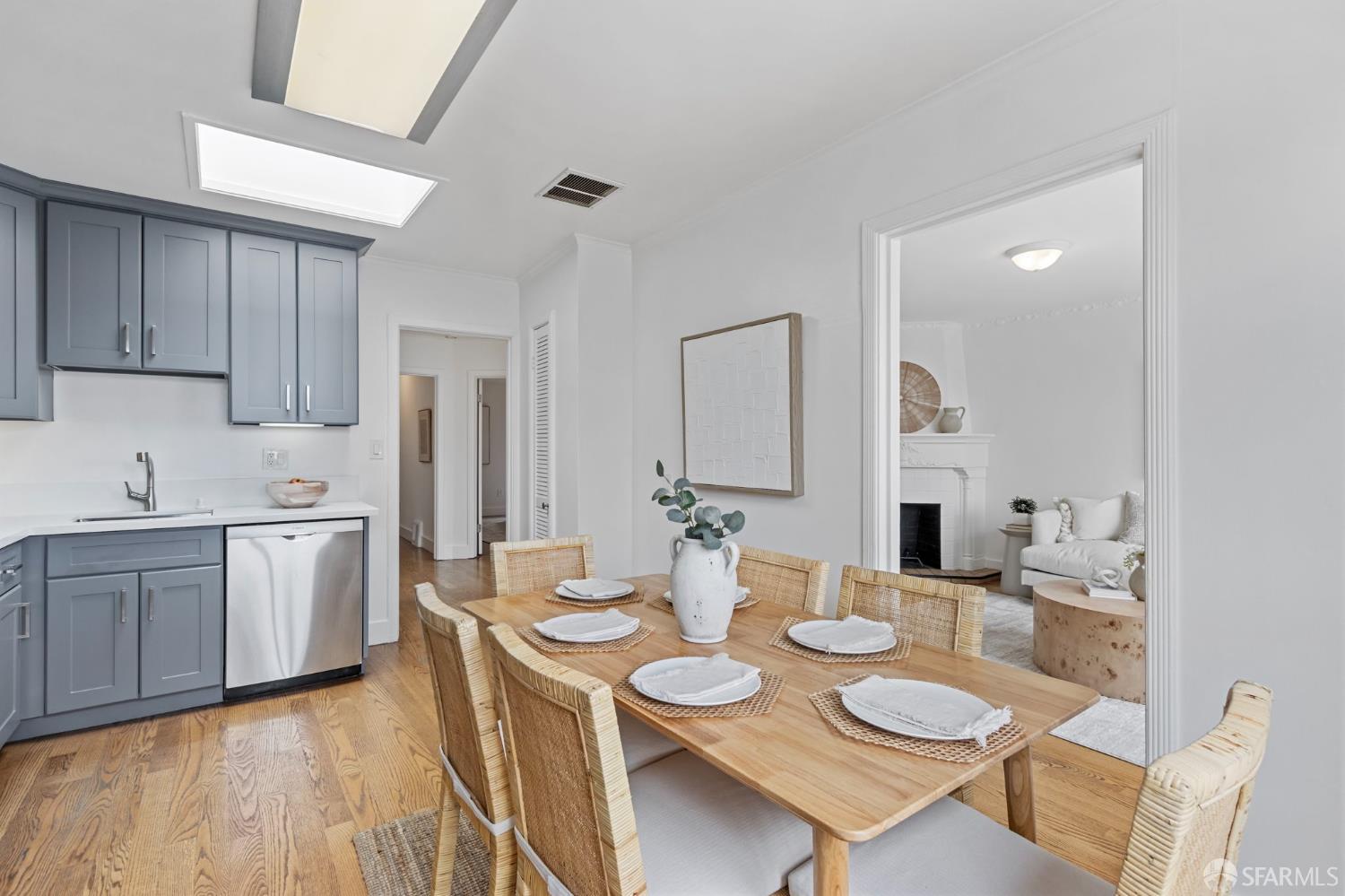 Detail Gallery Image 9 of 28 For 419 Garfield St, San Francisco,  CA 94132 - 4 Beds | 2 Baths