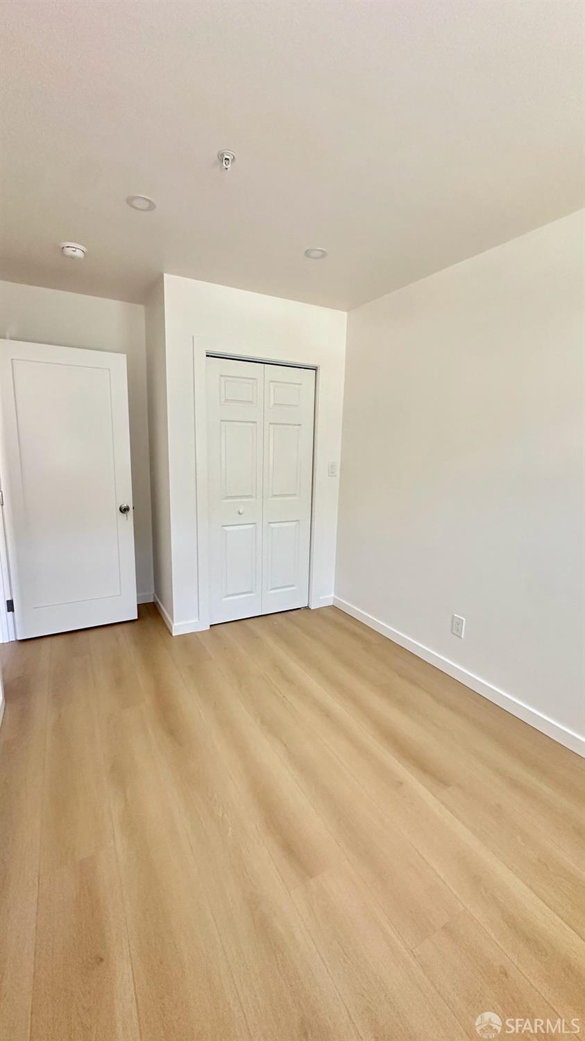 Detail Gallery Image 6 of 30 For 1553 Leavenworth St, San Francisco,  CA 94109 - 3 Beds | 2 Baths