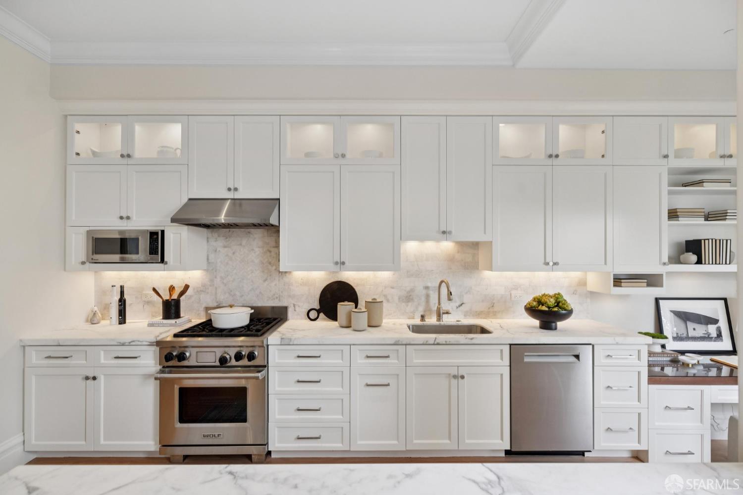 Detail Gallery Image 18 of 56 For 2531 Gough St, San Francisco,  CA 94123 - 3 Beds | 2 Baths