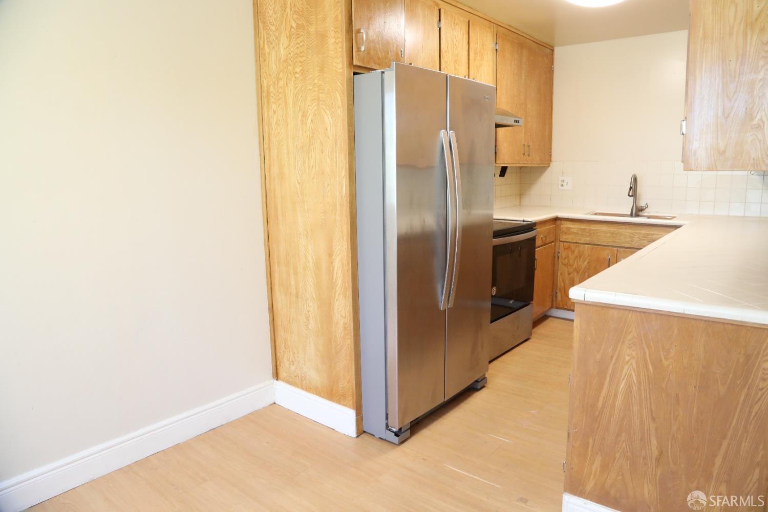 Detail Gallery Image 4 of 14 For 2840 San Bruno Ave, San Francisco,  CA 94134 - 1 Beds | 1 Baths