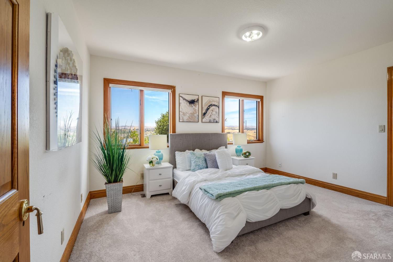 Detail Gallery Image 12 of 25 For 66 Baldwin Ave, Crockett,  CA 94525 - 3 Beds | 3 Baths