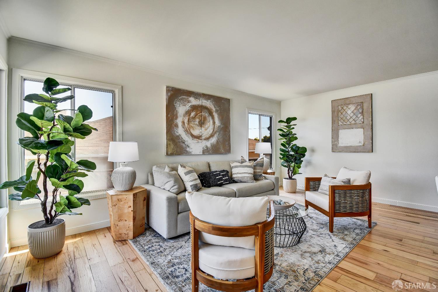 Detail Gallery Image 3 of 28 For 417 Wildwood Dr, South San Francisco,  CA 94080 - 3 Beds | 1 Baths