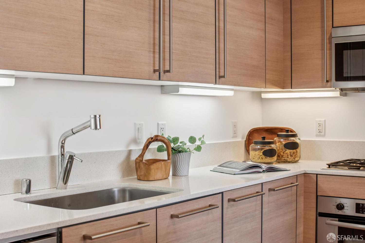 Detail Gallery Image 13 of 42 For 1160 Mission St #2212,  San Francisco,  CA 94103 - 1 Beds | 1 Baths