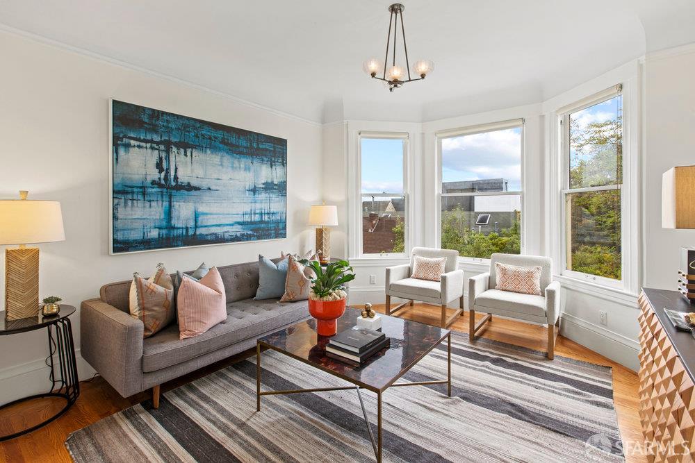 MLS: 425055398 Condo For Sale