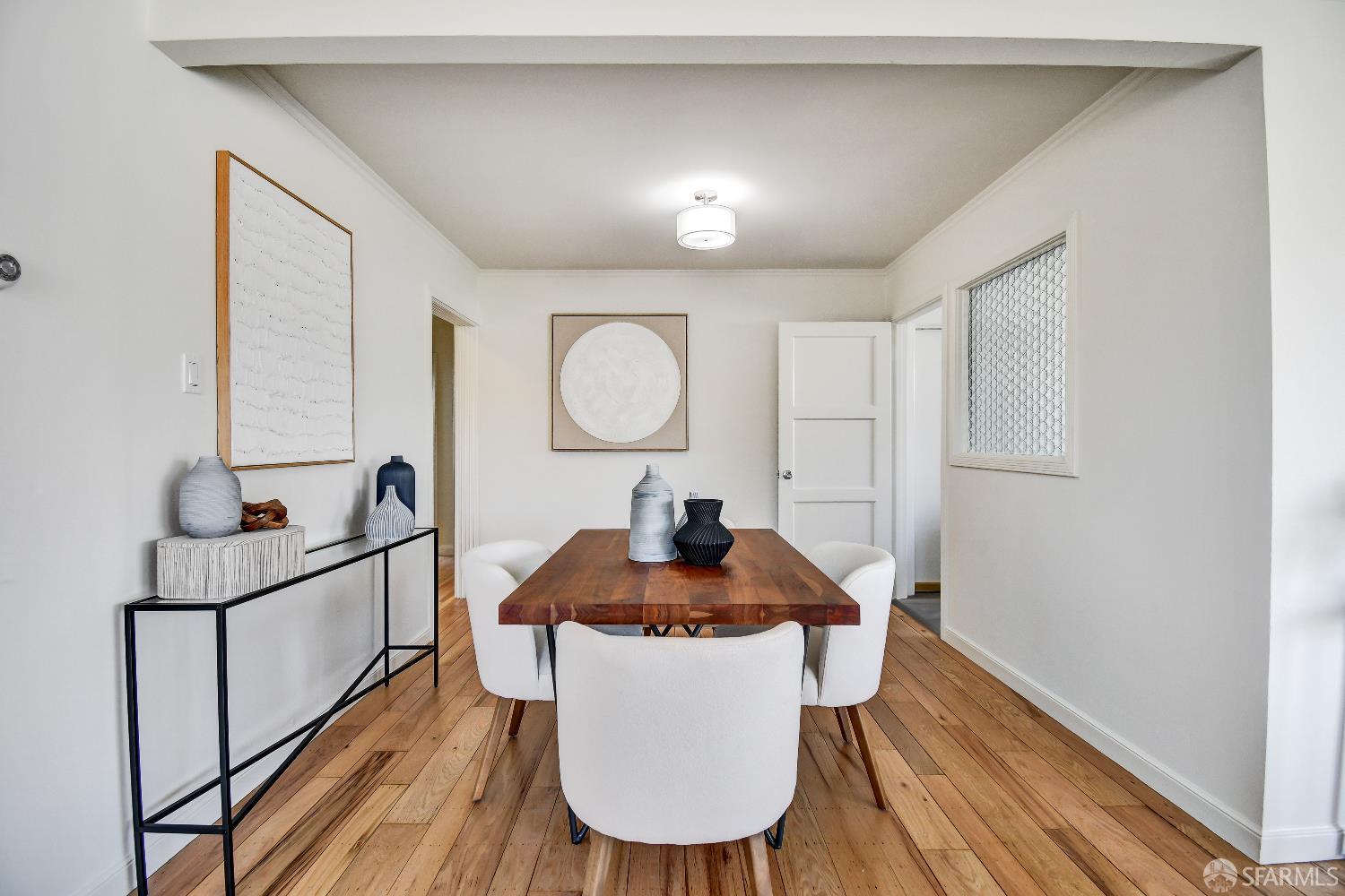 Detail Gallery Image 8 of 28 For 417 Wildwood Dr, South San Francisco,  CA 94080 - 3 Beds | 1 Baths