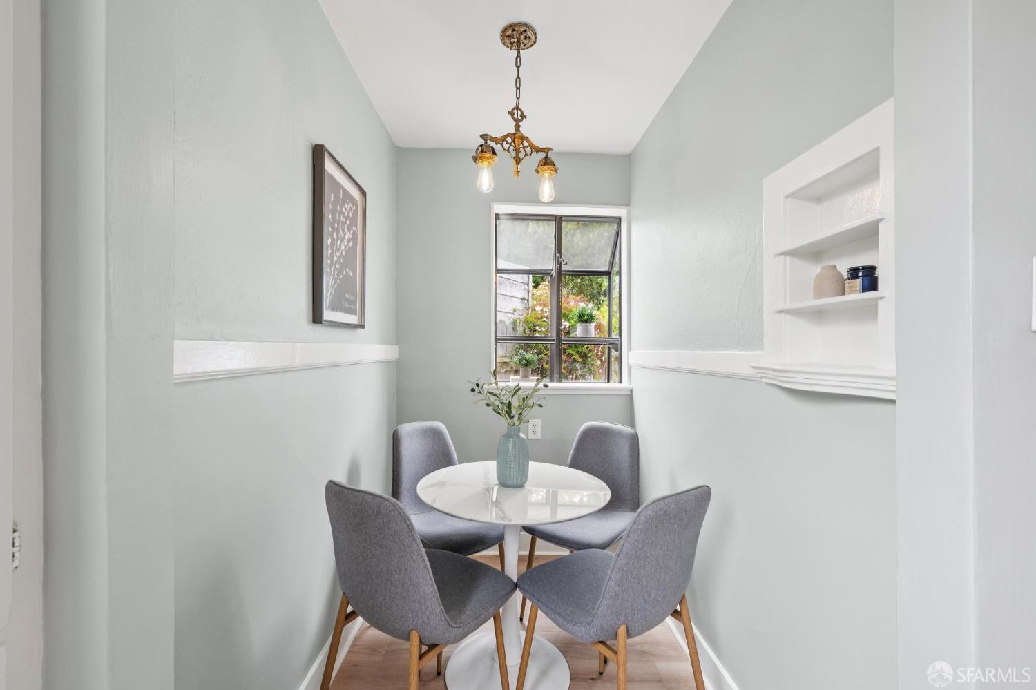 Detail Gallery Image 10 of 53 For 32 Van Buren St, San Francisco,  CA 94131 - 2 Beds | 1 Baths
