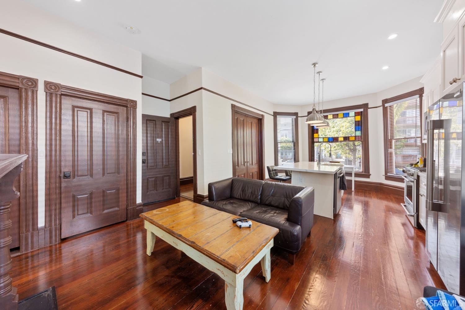 Detail Gallery Image 14 of 20 For 2215 Blake St a,  Berkeley,  CA 94704 - 2 Beds | 2/1 Baths