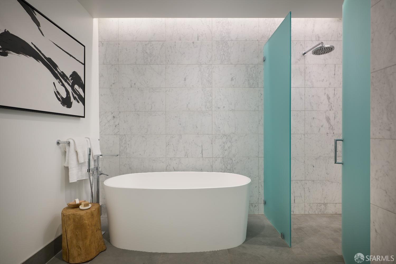 Detail Gallery Image 14 of 54 For 1 Bristol Ct #116,  San Francisco,  CA 94130 - 2 Beds | 2/1 Baths