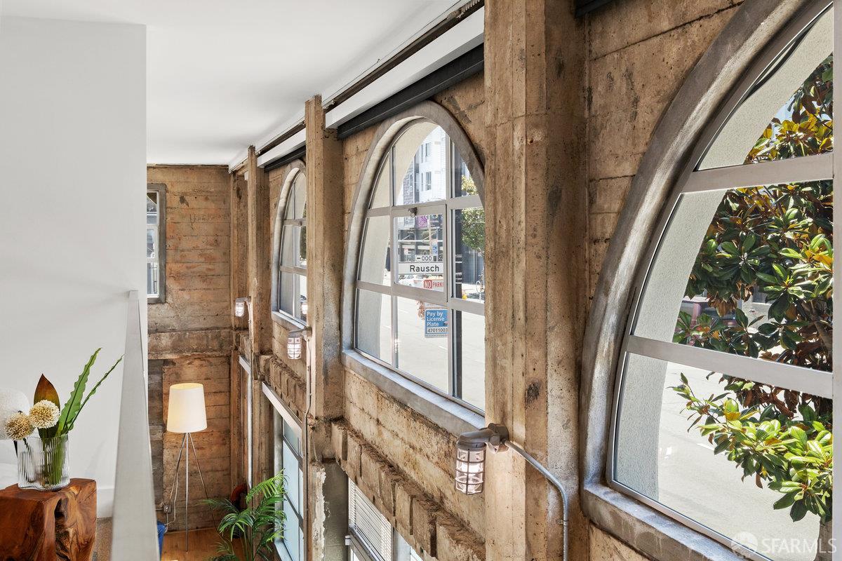 Detail Gallery Image 6 of 25 For 1 Rausch St a,  San Francisco,  CA 94103 - 1 Beds | 2 Baths