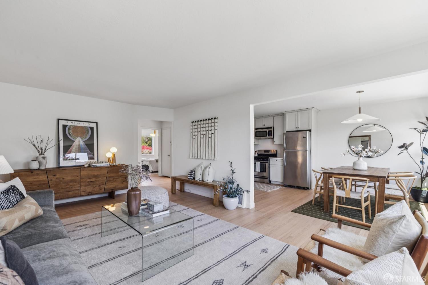 Detail Gallery Image 7 of 41 For 620 Detroit St, San Francisco,  CA 94131 - 2 Beds | 2 Baths