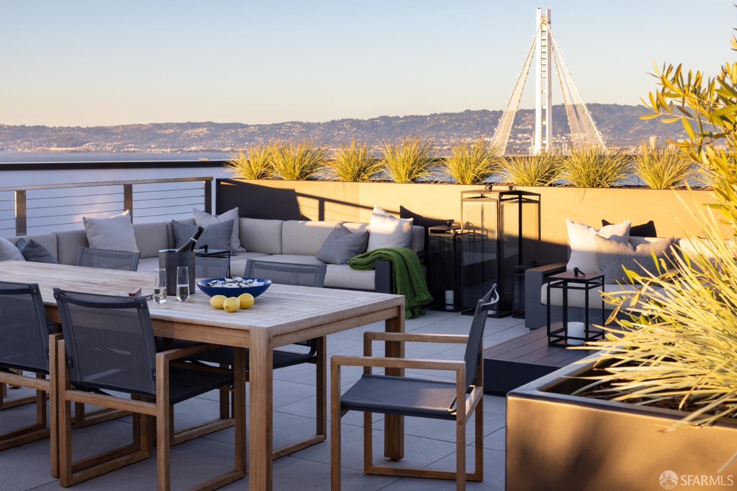 Detail Gallery Image 18 of 43 For 1 Bristol Ct #217,  San Francisco,  CA 94130 - 1 Beds | 1 Baths