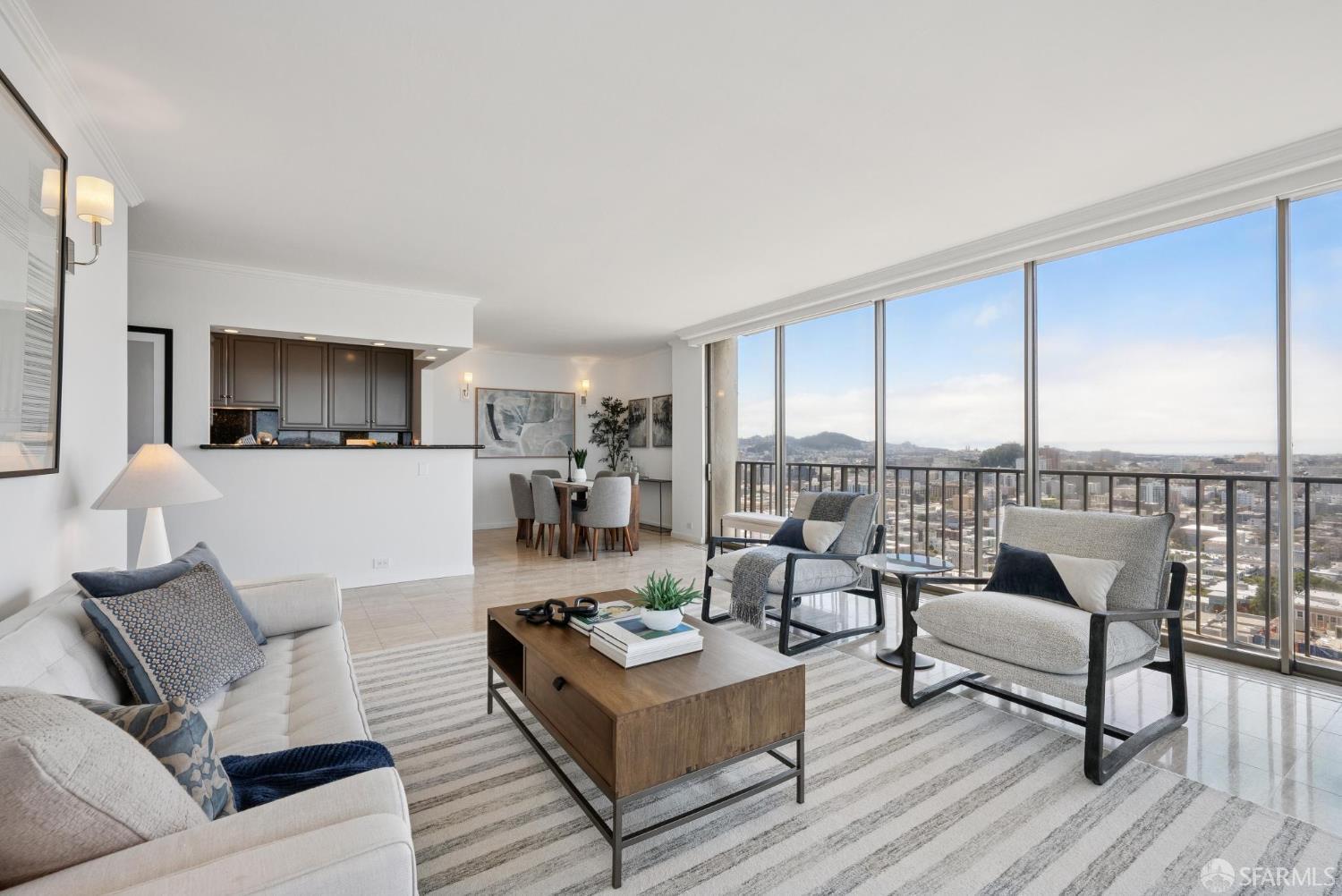 Photo #2: 425043425 Listing 