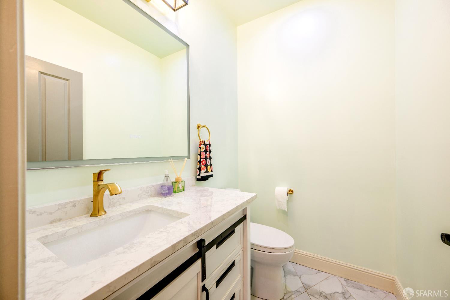 Detail Gallery Image 30 of 63 For 79 Karen Ct, San Francisco,  CA 94134 - 4 Beds | 3 Baths