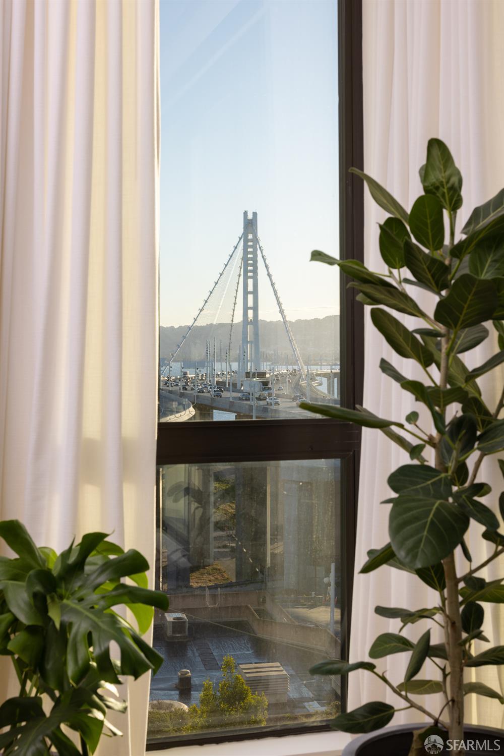 Detail Gallery Image 6 of 54 For 1 Bristol Ct #116,  San Francisco,  CA 94130 - 2 Beds | 2/1 Baths