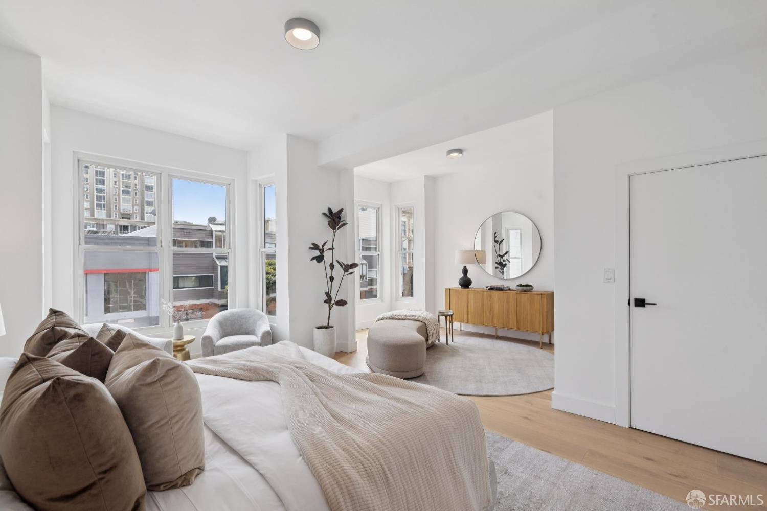 Detail Gallery Image 15 of 29 For 1632 Bush St, San Francisco,  CA 94109 - 4 Beds | 2 Baths