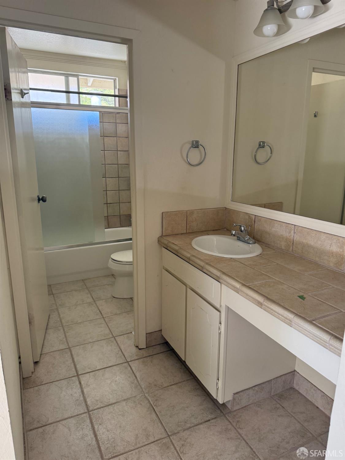 Detail Gallery Image 13 of 32 For 7 Brooks Pl, Pacifica,  CA 94044 - 3 Beds | 2 Baths