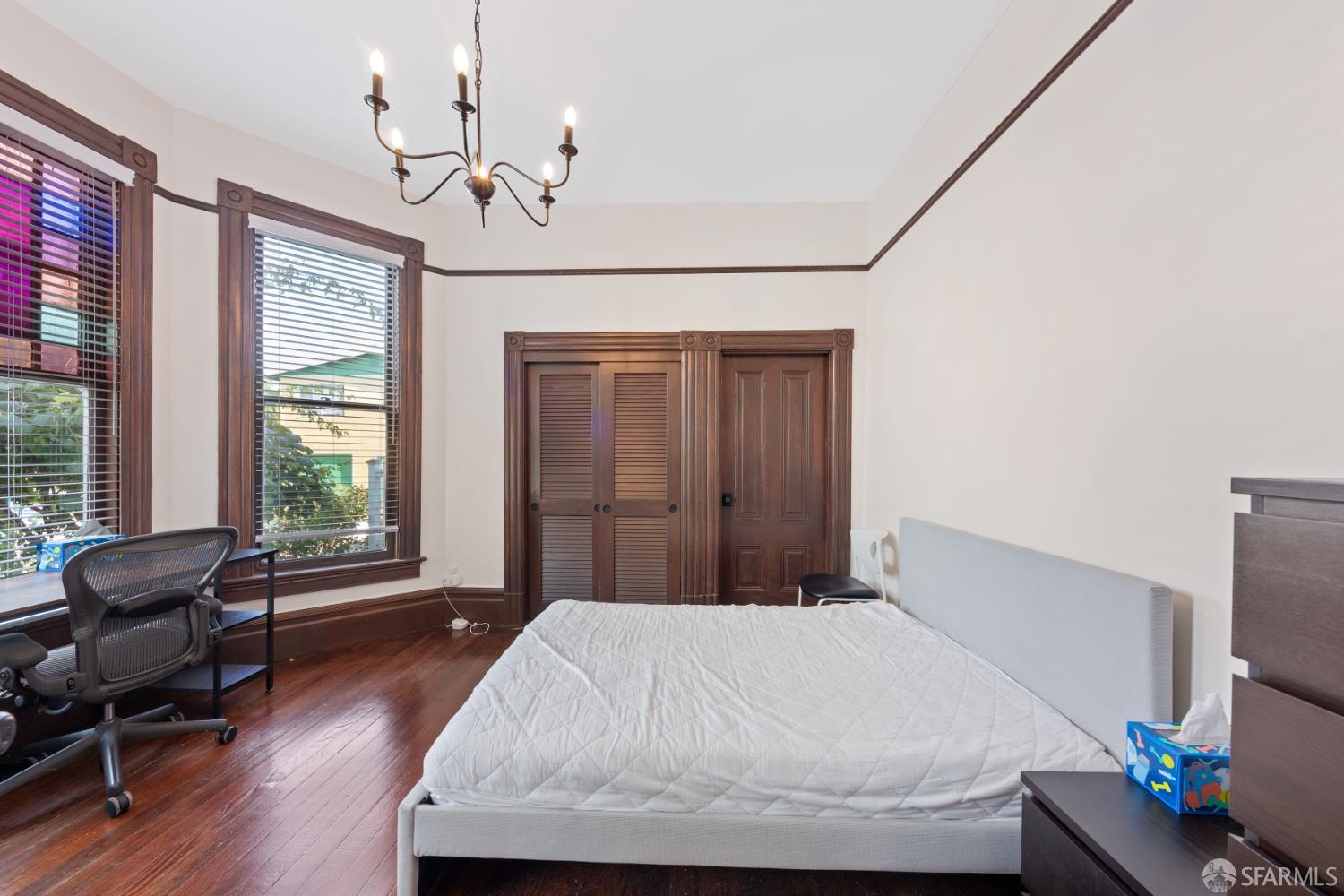 Detail Gallery Image 7 of 20 For 2215 Blake St a,  Berkeley,  CA 94704 - 2 Beds | 2/1 Baths