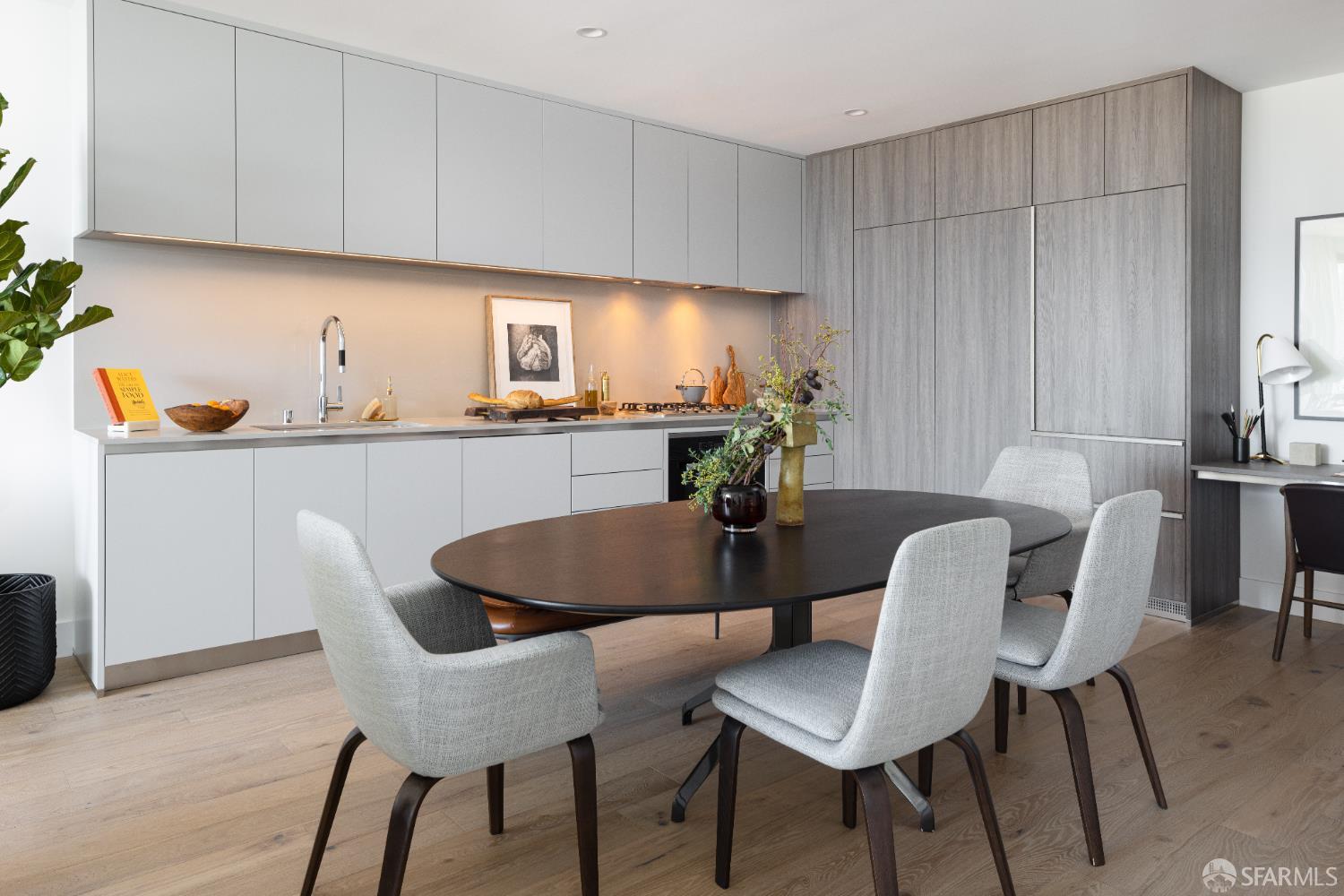 Detail Gallery Image 3 of 54 For 1 Bristol Ct #116,  San Francisco,  CA 94130 - 2 Beds | 2/1 Baths