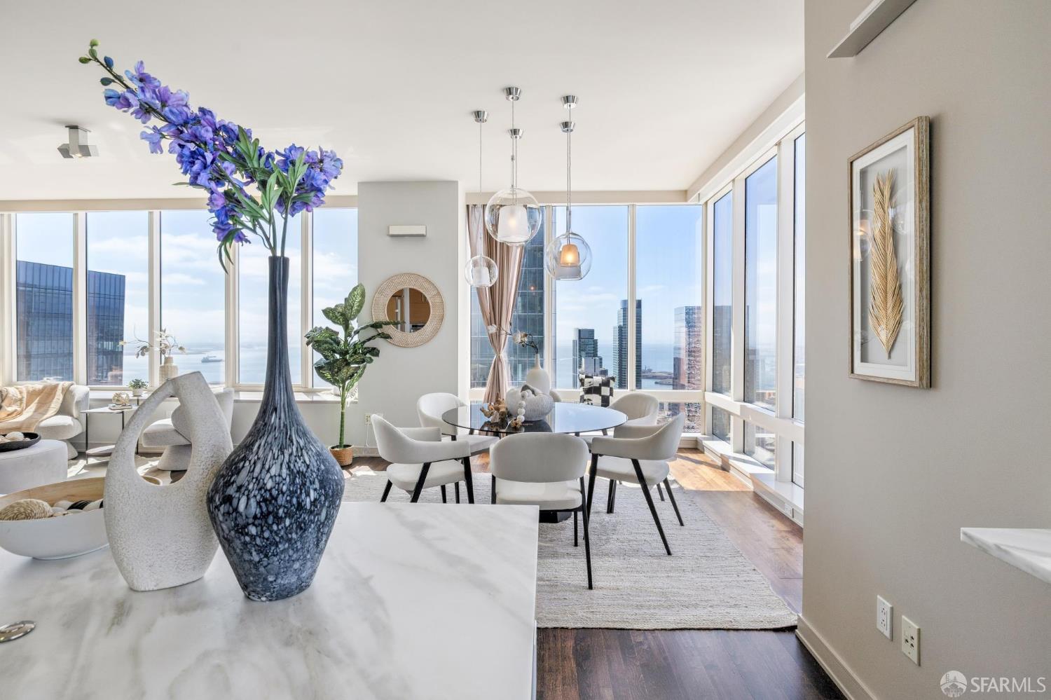 Detail Gallery Image 16 of 80 For 301 Mission St 56d,  San Francisco,  CA 94105 - 2 Beds | 3 Baths